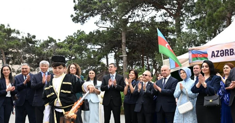“Türk dünyasına səyahət” Türk xalqlarının irsi, ortaq mənəvi dəyərləri və qardaşlıq əlaqələri təbliğ olunur