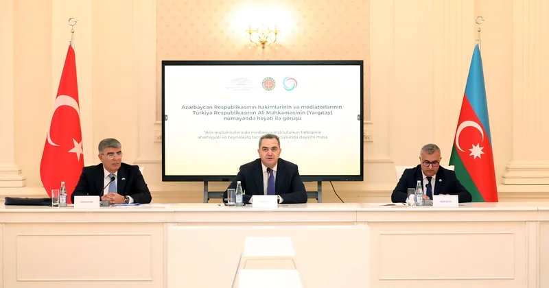 Ali Məhkəmədə ailə mübahisələrinə dair dəyirmi masa FOTOLAR