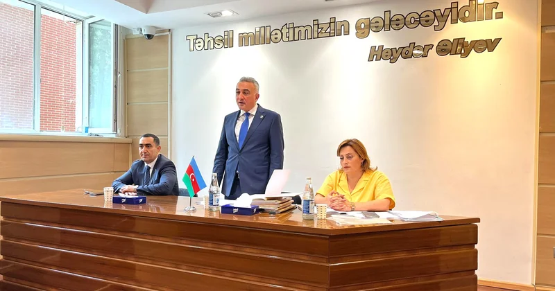 Vəkillər Kollegiyası rəhbərinin sədrliyi ilə Bakı Dövlət Universitetində magistrantların dissertasiyası müdafiə olunub