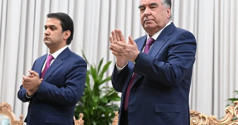 Tacikistanda hakimiyyət atadan oğula keçir