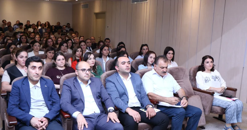 AzMİU nun elmi tədqiqat potensialı gücləndirilir gənc alimlərlə görüş olub
