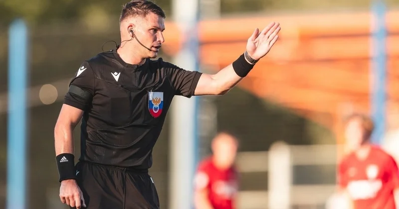Rusiyada futbol hakimi polis tərəfindən saxlanılıb