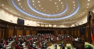 Ermənistan parlamenti deputata qarşı hakimiyyətin ələ keçirilməsinə hazırlıqla bağlı işin başlanmasına icazə verib