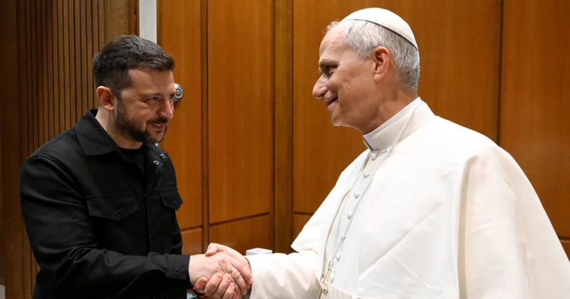 Papa Rusiya Ukrayna danışıqalrını Vatikanda keçirməyu təklif etdi