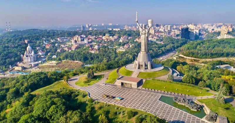 Ukraynada Çinli casuslara zərbə Ata və oğul saxlanıldı