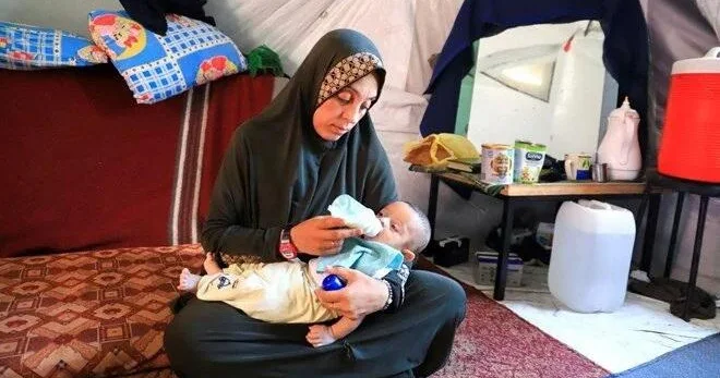 Qəzzada 50 min ana acdır, körpə qidası qalmayıb
