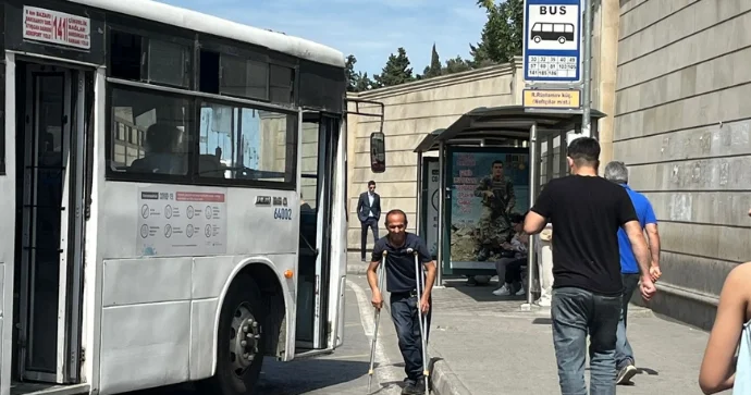 Əlillərin avtobus problemi 2030 cu ilə qədər FOTOLAR