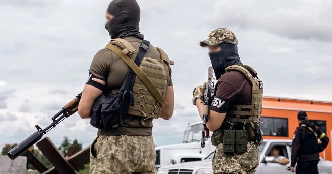 Dövlət Kosmik Agentliyinin rəsmisi FSB də işlədiyi üçün 15 il həbs cəzası alıb