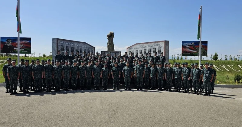Hərbi xidməti başa vuran sərhədçi əsgərlər Silahlı Qüvvələrin ehtiyatına buraxılıb FOTOLAR