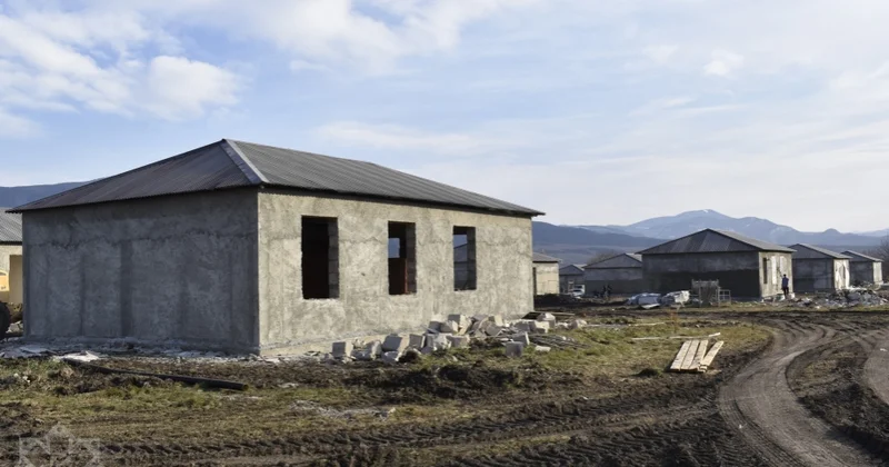 Ağdərə və Xocalıda, ümumilikdə, 16 kənddə sürətli tikinti bərpa işləri görülür