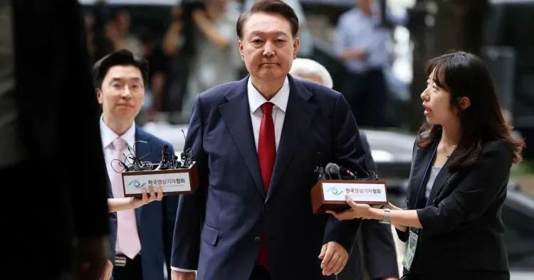 Cənubi Koreyanın keçmiş prezidentinə 7 illik həbs VERİLDİ