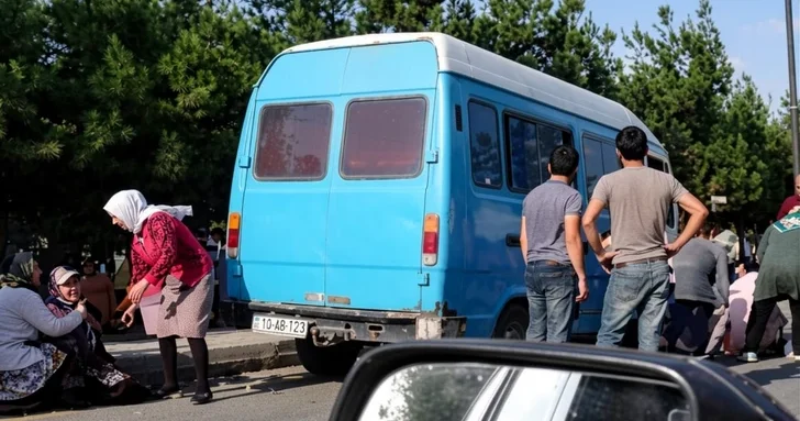 Микроавтобус с рабочими попал в аварию в Джалилабаде