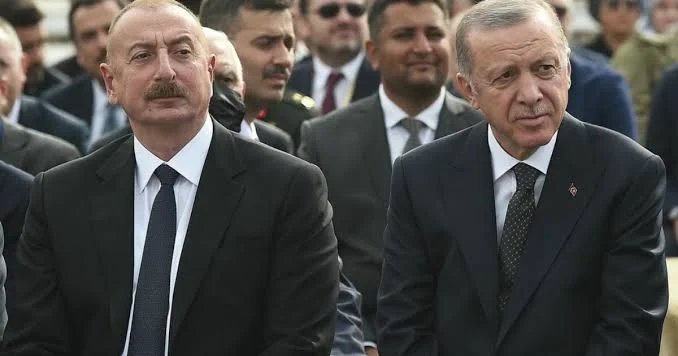 İran hakimiyyəti Xameneyi ilə vida mərasimində Ərdoğan və Əliyevin şəxsən iştirakını gözləyirmiş...