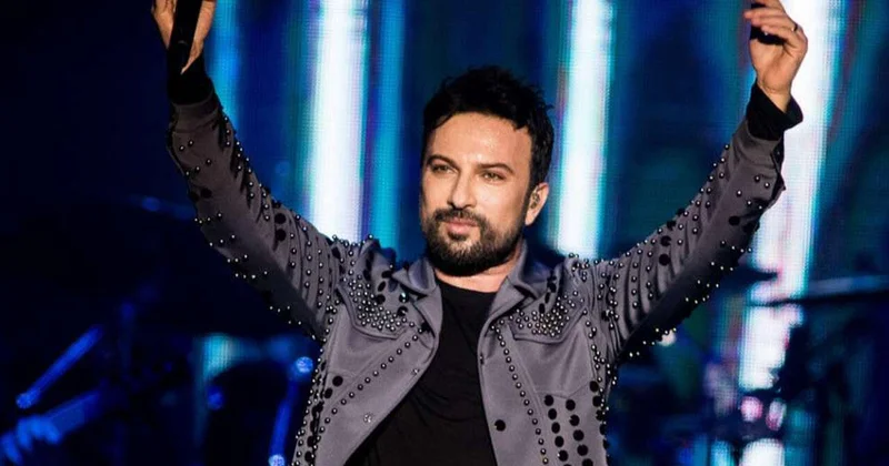 Tarkandan səhnədə qayınanası ilə qayınatasına diqqət çəkən sözlər (Video)