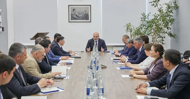 Bakı Şəhər Memarlıq və Şəhərsalma Baş İdarəsində yarımilliyin yekunlarına dair müşavirə keçirilib