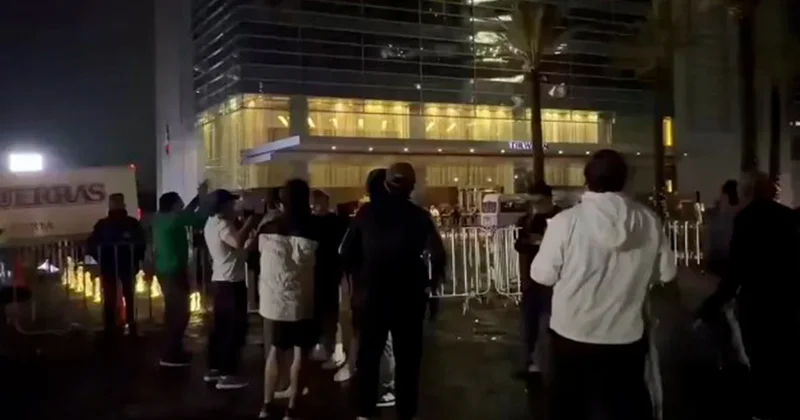 Mərakeşli azarkeşlər fransalı futbolçuları yatmağa qoymadı Video