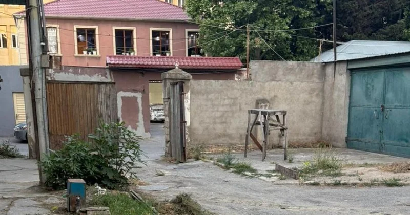 “Tikinti şirkəti 40 ildən çoxdur yaşadığımız mənzili əlimizdən almağa çalışır”