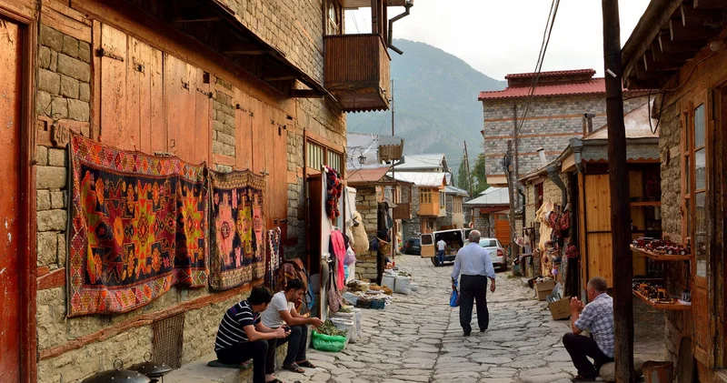 Multukultural rəngarəngliyin bəzəyi: Azərbaycan tatları haqqında nə bilirik?