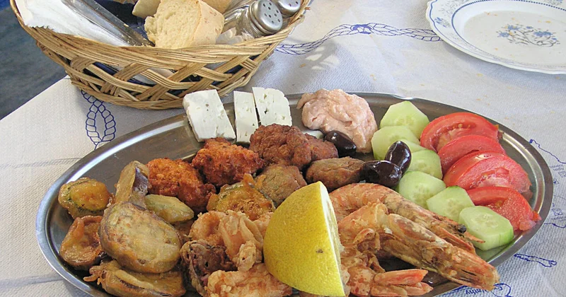 Yayın istisində yeməli və uzaq durulmalı qidalar