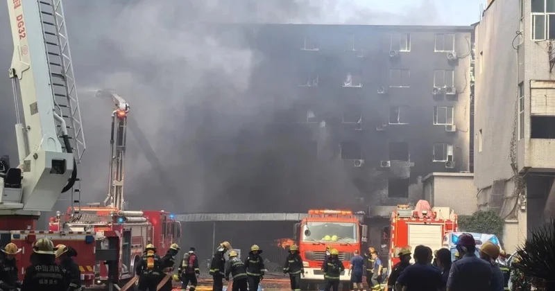 В Китае загорелась обувная фабрика, погибли 28 человек