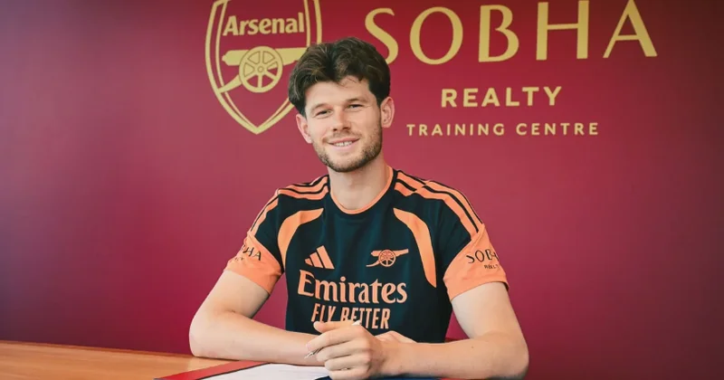 Arsenal fransalı futbolçunu rənglərinə bağladı