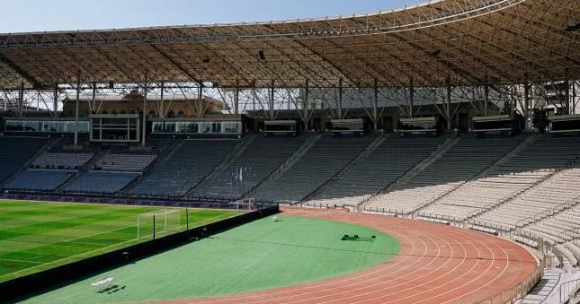 Qarabağ Vestri : Heyətlər