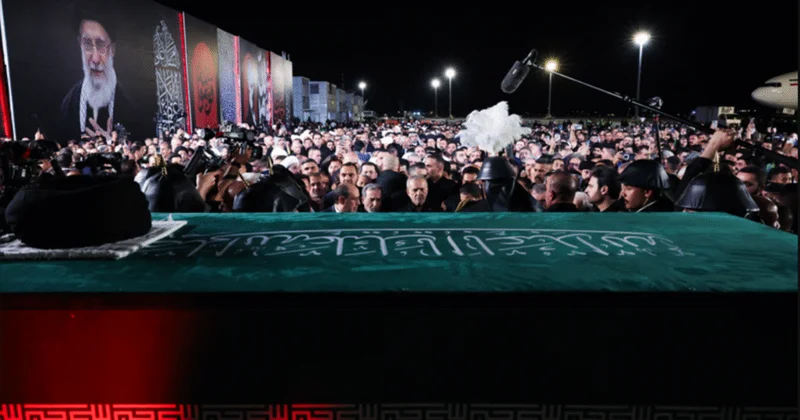 Xameneinin cənazəsi dəfn olunmaq üçün Məşhədə aparıldı