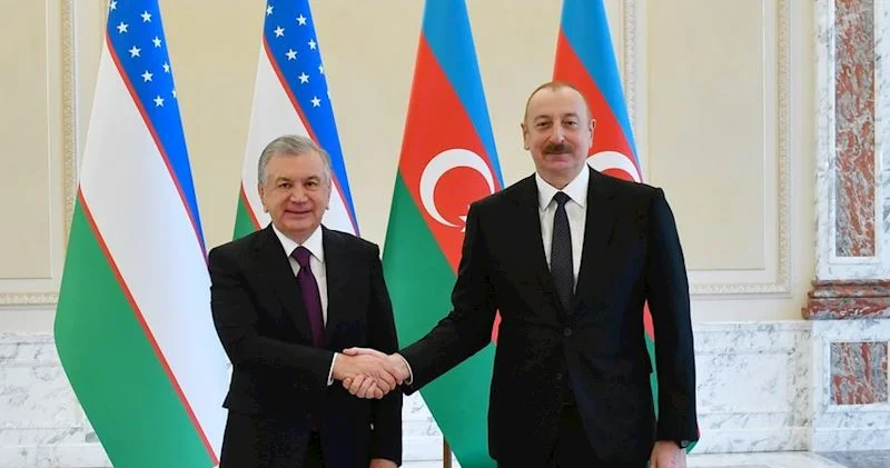 İlham Əliyev Şavkat Mirziyoyevə zəng etdi