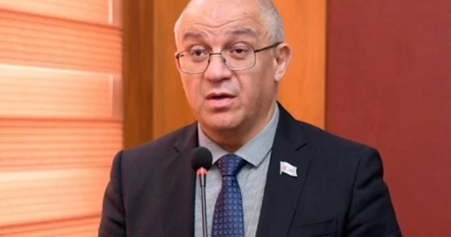 Əvvəlki məkrli razılaşmalar status un getdiyi yerə göndərilir Deputat