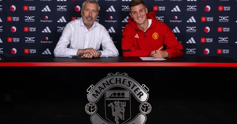 “Mançester Yunayted”dən 85 milyonluq transfer rəsmi