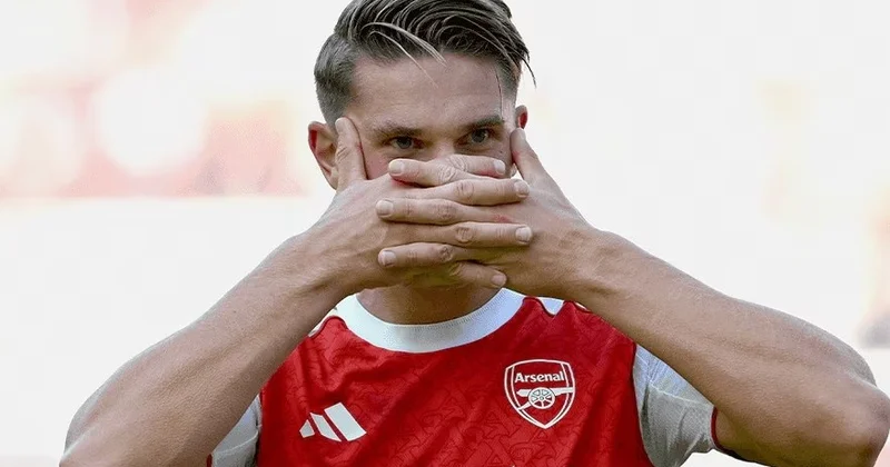 Gyökereş ilk qolu vurub, Arsenal qalib gəlib VİDEO