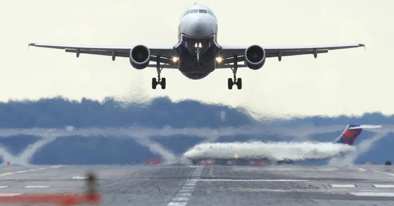 Rusiyanın bu aeroportlarında uçuşlar DAYANDIRILDI