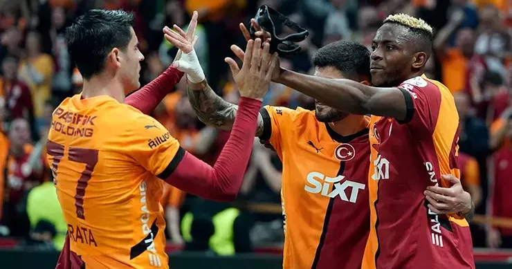 Qalatasaray çempionata qələbə ilə başladı