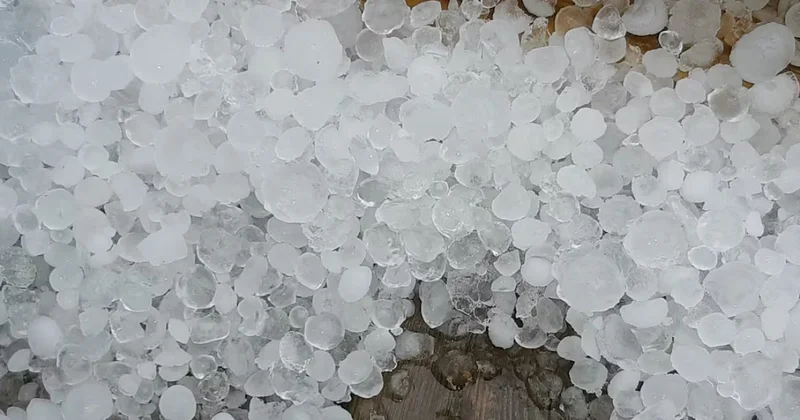 Hava soyuyur Dolu xəbərdarlığı edildi