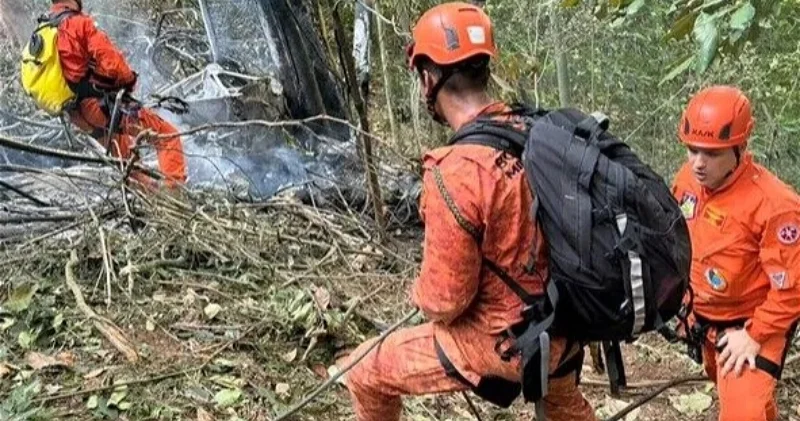 В Рио де Жанейро упал экскурсионный вертолет: четыре человека погибли ВИДЕО