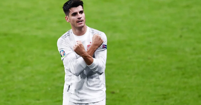 Morata İtaliyadan ayrılıb okeanın o tayında gedir
