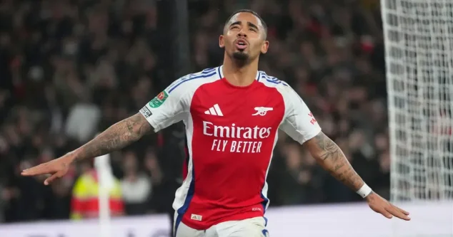 Beşiktaş Arsenal ın hücumçusunu rənglərinə bağlamağa yaxındır