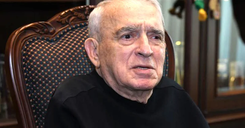 “Sənsiz darıxıram, sənlə tənhayam...”