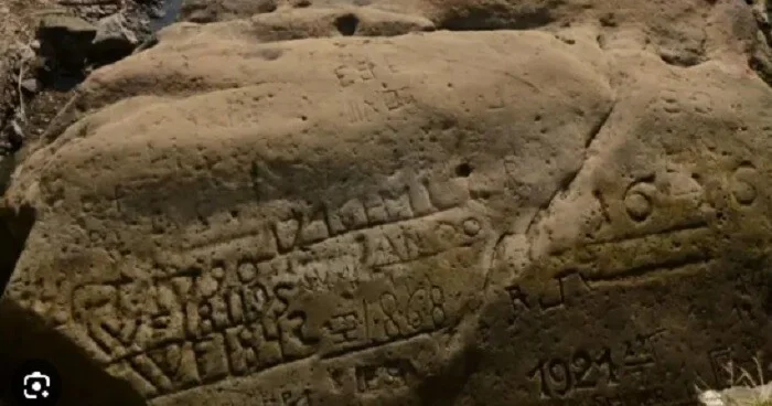 "Aclıq daşları" üzə çıxdı: Fəlakət xəbərdarlığı... Foto