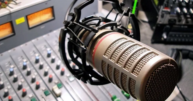 Qiyamət günü radiosu efirdə sirli söz səsləndirdi