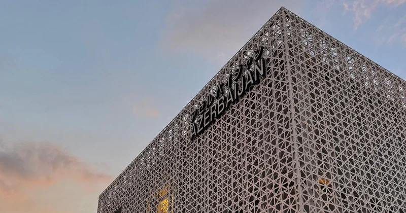 Əsl Azərbaycan gəncliyi Yaponiyada göründü