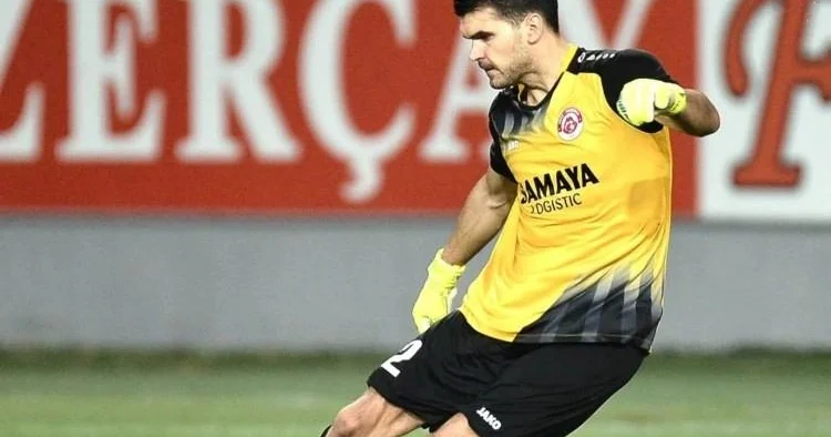 “Araz Naxçıvan”ın üzvü Osloda biabır oldu