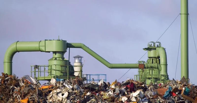 Ukrayna mineral resurslarla bağlı razılaşma çərçivəsində ABŞ a sənaye tullantılarını təklif edir