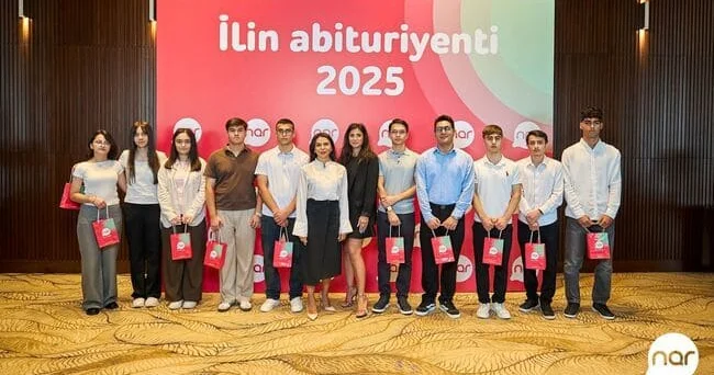 “Nar” ilin ən uğurlu abituriyentlərini mükafatlandırdı