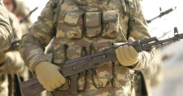 Daxili qoşunlar üçün odlu silahın tətbiqi ilə bağlı şərtlər müəyyənləşir