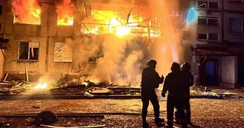 Rusiya Donetskdə bu kəndi vurdu: Ölənlər və yaralananlar var