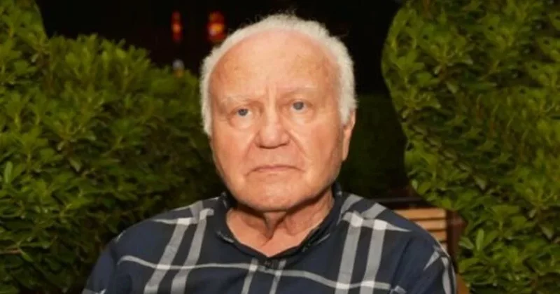 Tanınmış cərrah vəfat etdi Foto