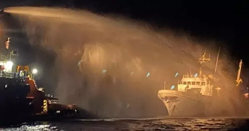 Дрон атаковал судно Греты Тунберг в Средиземном море ВИДЕО