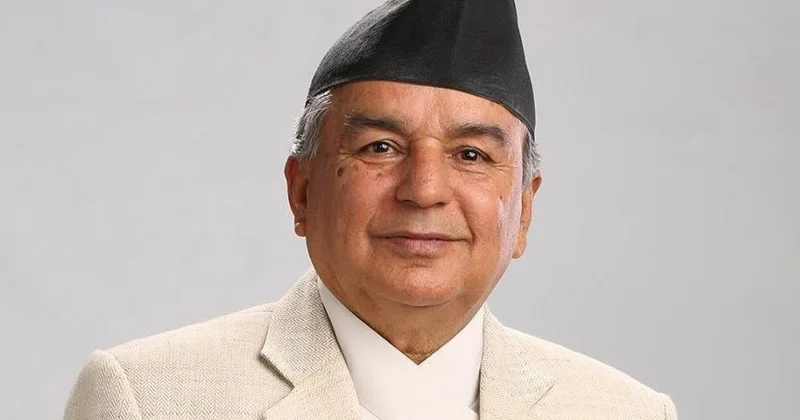 Nepal prezidenti istefa verdi
