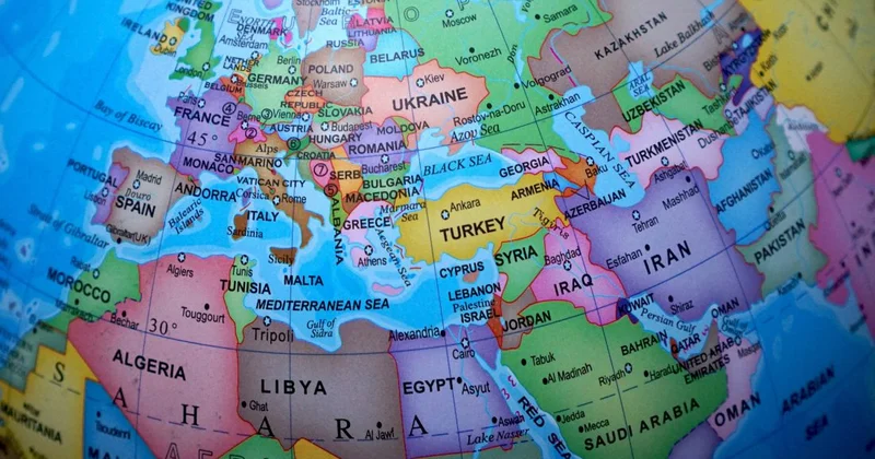 Avropanı qarışdıran bəyanat: Ölkə 3 hissəyə bölünür İki liderdən müharibə anonsu